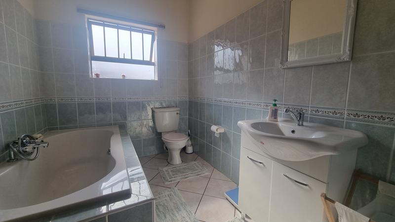 6 Bedroom Property for Sale in Groot Brakrivier Central Western Cape